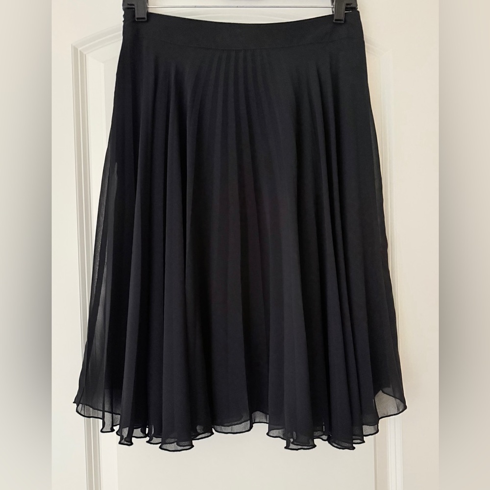 The Limited Black Pleated Skirt